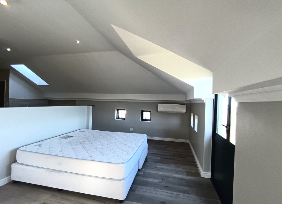 To Let 4 Bedroom Property for Rent in Atlantic Beach Golf Estate Western Cape